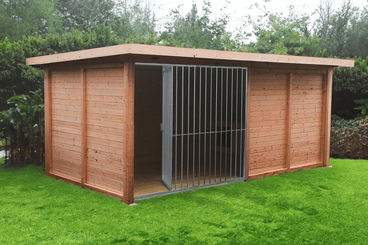 Massive Hundezwinger aus Holz